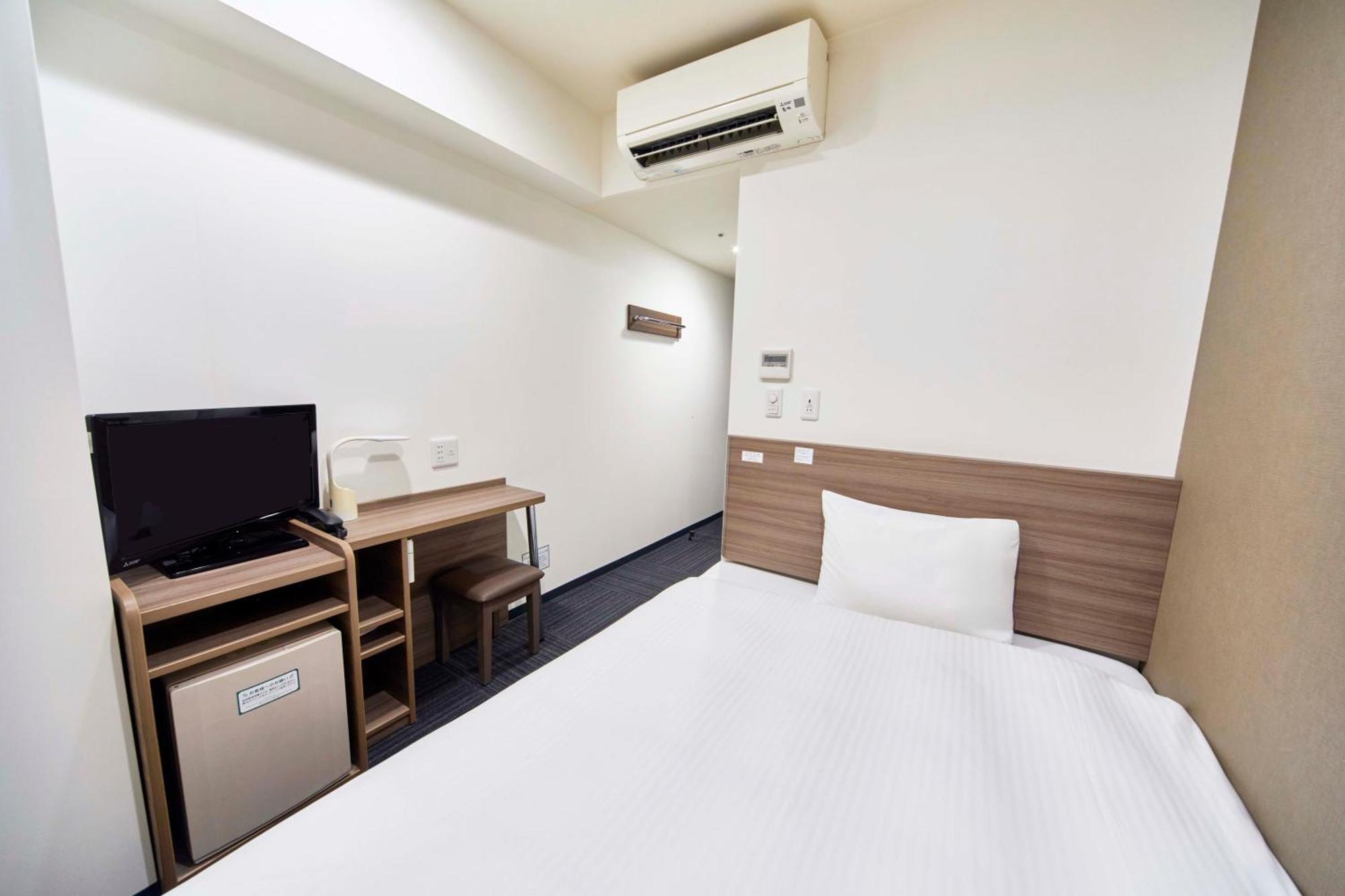 R&B Hotel Hakata Ekimae 2 Fukuoka  Bagian luar foto